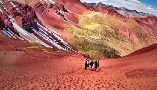 Tour Montaña de Colores + Valle Rojo